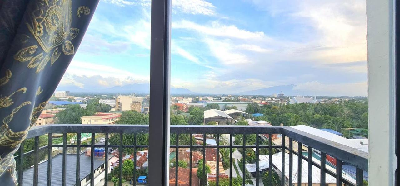 913Cityscape Located At City Center Bacolod Ngoại thất bức ảnh