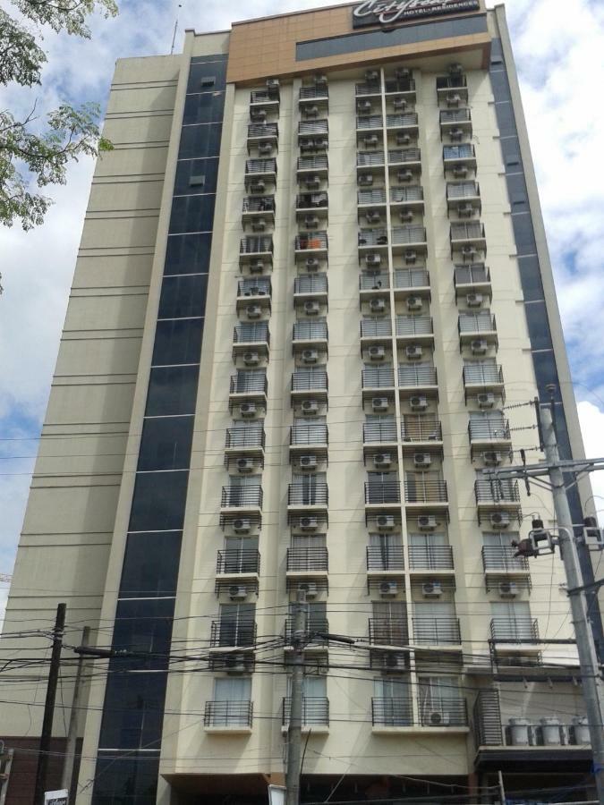 913Cityscape Located At City Center Bacolod Ngoại thất bức ảnh
